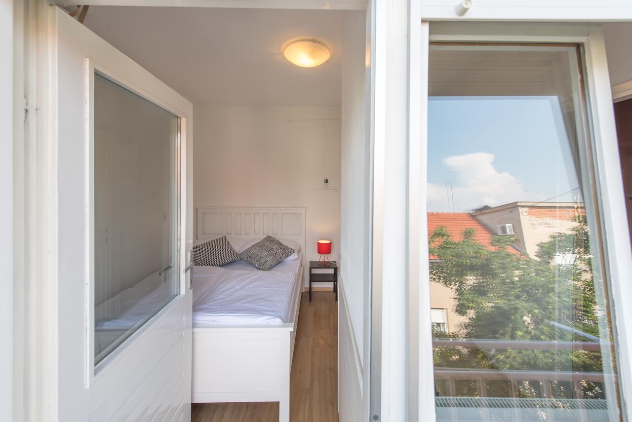 Bubu Hostel Zagreb Exteriör bild